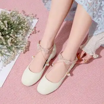 儿童公主高跟鞋(儿童公主高跟鞋8岁)