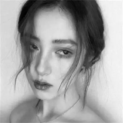 头像女生霸气冷酷伤感图片非常有气质的女生黑白图片大全
