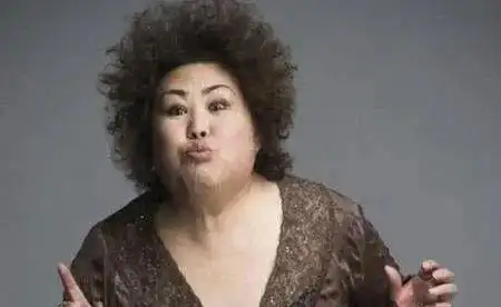 受赵本山追捧,被张艺谋器重,这个230斤的胖子凭什么?