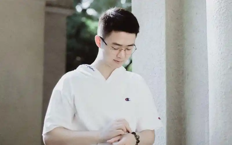 【cv涅槃】20190826涅槃微博直播,跟小哥哥唠唠嗑儿