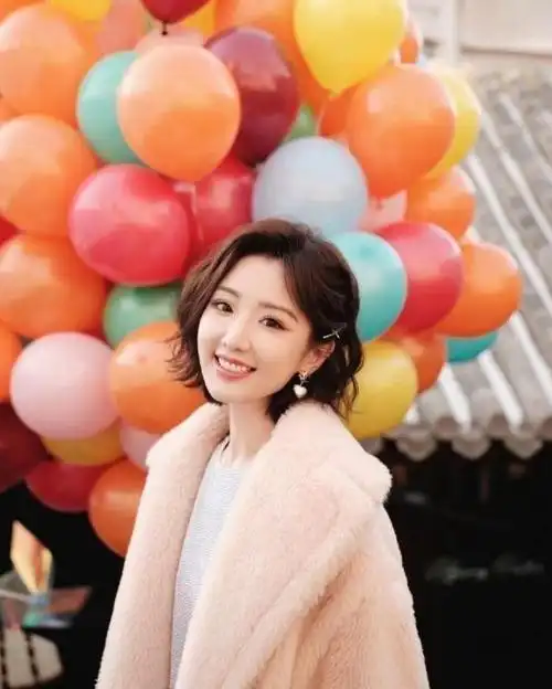 齐耳短发:毛晓彤的"洋气减龄"之道