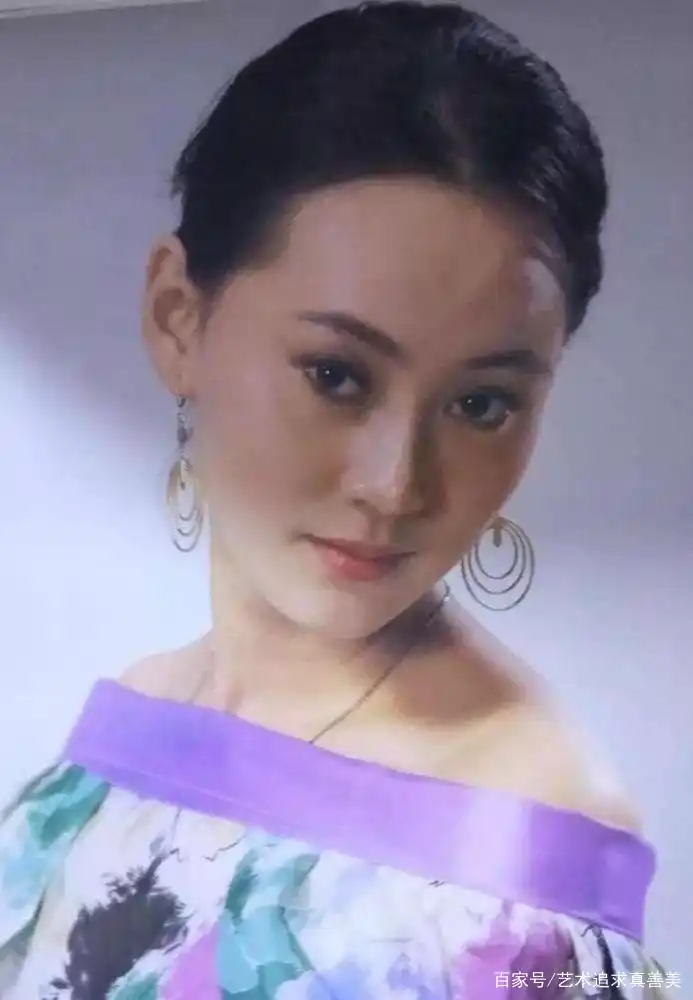 演员大宋佳魅力不减