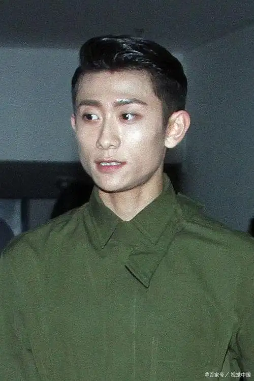 张一山出演《曾少年》获赞原因:直面身高,演技突出,没偶像包袱