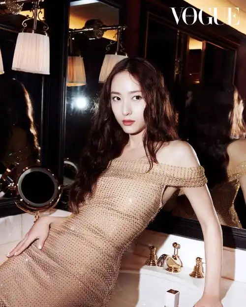 郑秀晶1024生日快乐