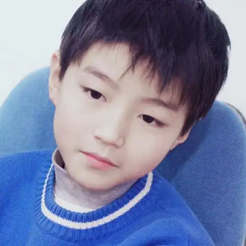 考古小崽崽时期的王俊凯奶萌的小土豆超可爱