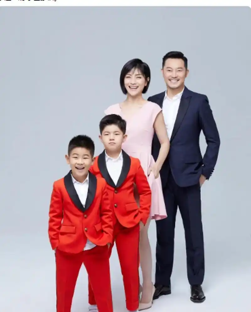 沙溢,胡可全家福有点意思