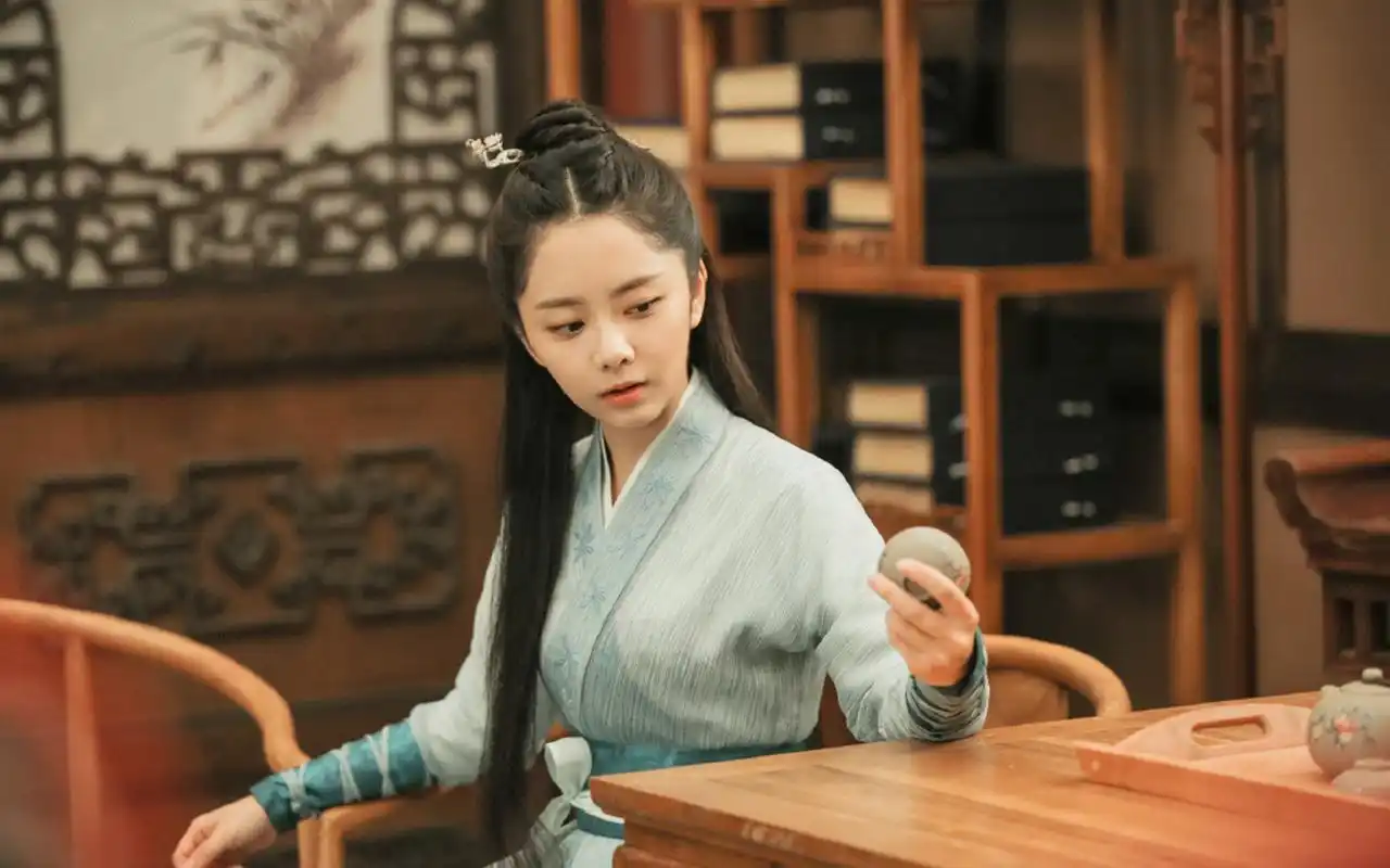 谭松韵《锦衣之下》剧照图片壁纸