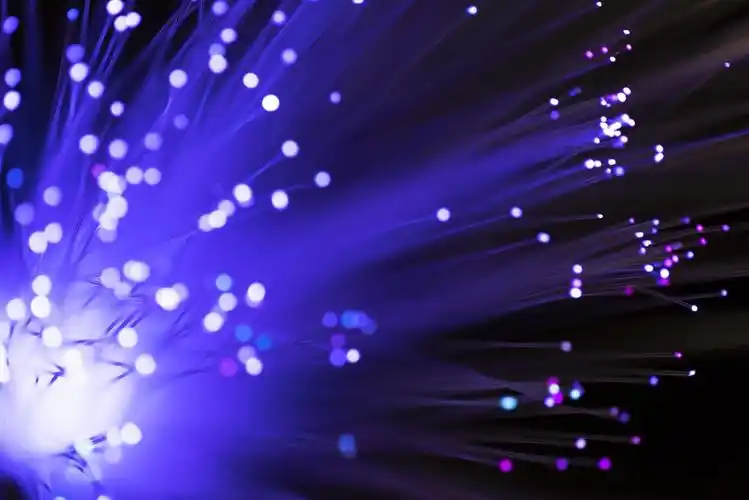 紫蓝色的光纤亮店图