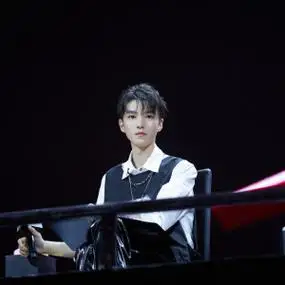 王俊凯《我们的乐队》 - 高清图片,堆糖,美图壁纸兴趣社区