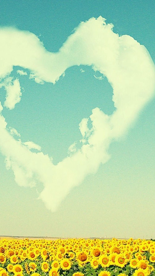 风景蓝天爱心白云h5背景素材