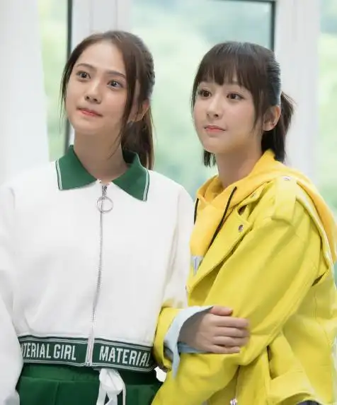 孙亚亚(《亲爱的,热爱的》中的角色)_石塘网