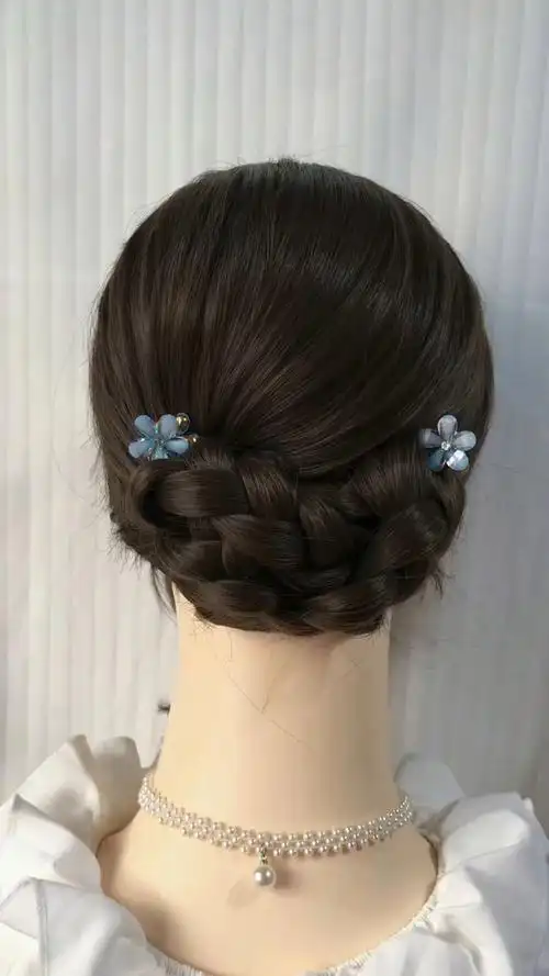 简单易学的盘发步骤,让你轻松变美-度小视