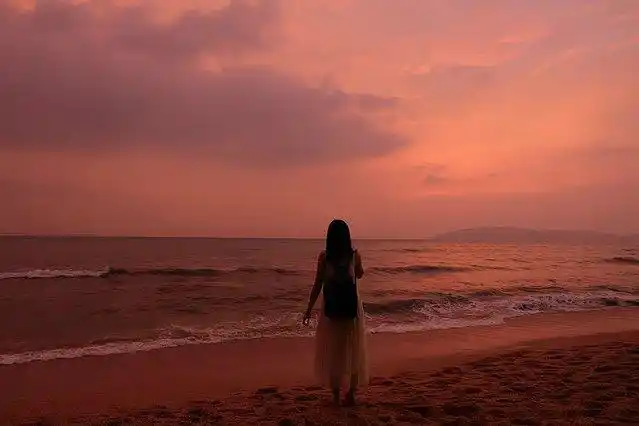 来个背影杀,o(∩_∩)o哈哈