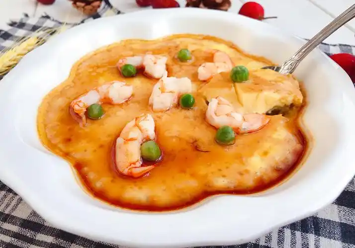 比布丁还嫩滑的虾仁蒸蛋,低脂美味,一次吃一大碗也不会有负罪感-搜狐