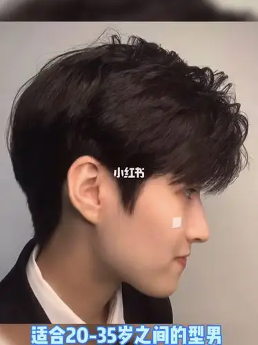 自然微分纹理碎盖_男士发型_发型_男士发型参考_时尚_发型