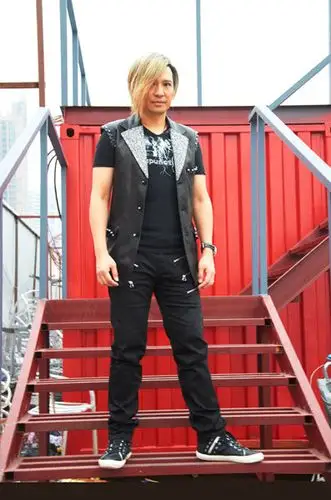 叶世荣十年磨练唱功要玩重金属摇滚