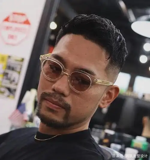 男生不喜欢太文艺的发型剪这几款三面光发型简单霸气显硬汉