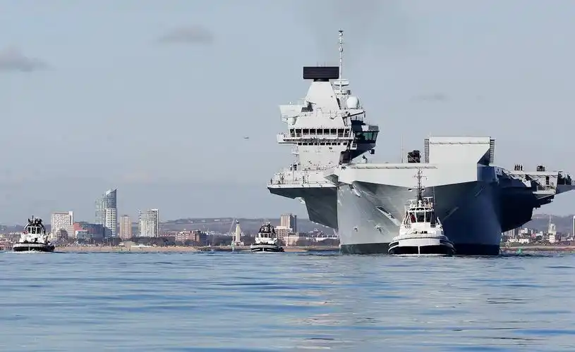 英国伊丽莎白女王号航母离开港口 进行第二次海试 - 海事服务网cnss