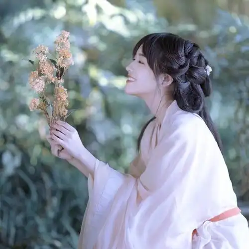 唯美个性的qq古风女生头像