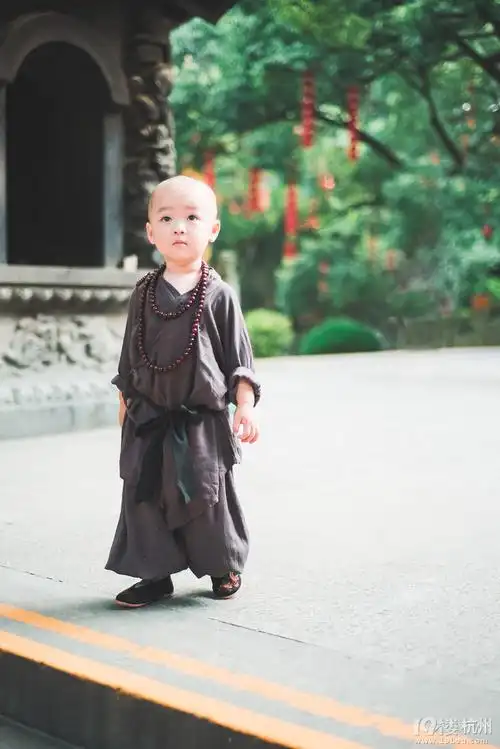 灵隐寺最萌小和尚