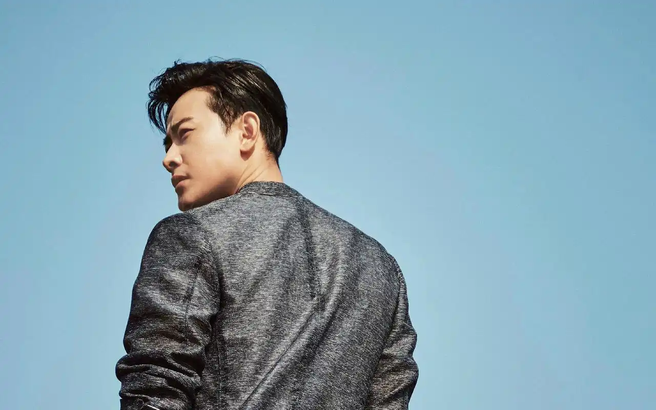 罗晋帅气杂志写真图片壁纸