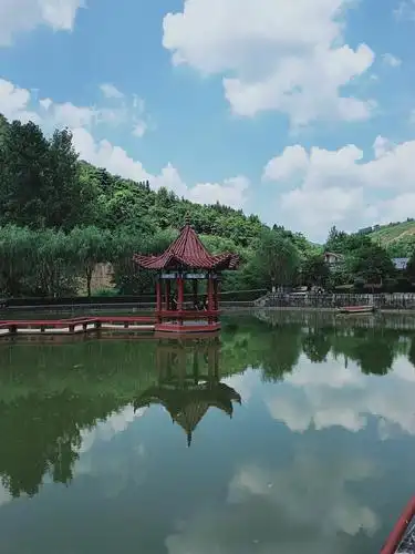 酌江风景区的石灰岩溶洞!