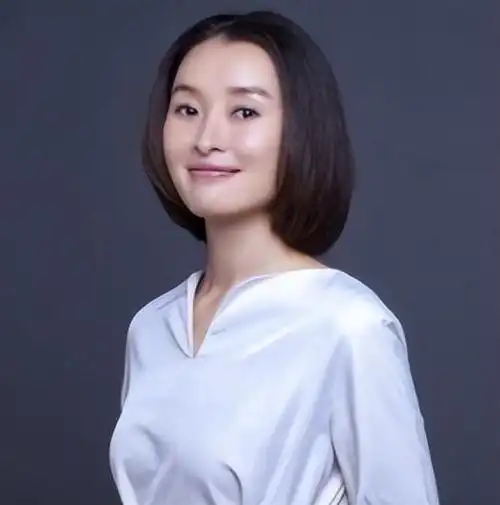 吴越:5年青春打了水漂,前男友陈建斌结婚16年后,她仍旧单身一人