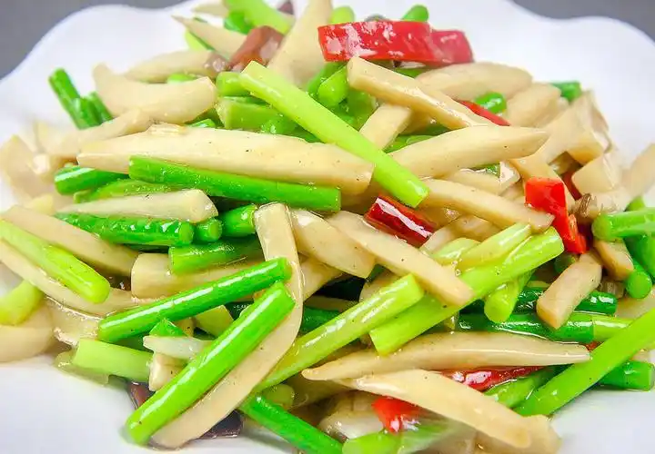 夏天饮食忌油腻常吃6道家常素菜清淡低油脂越吃越香