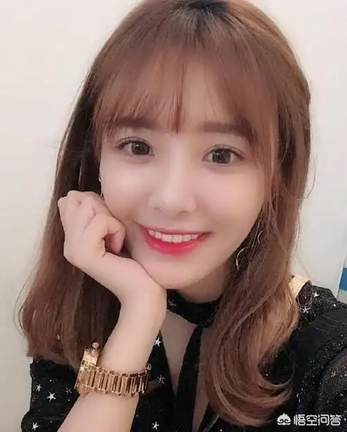 对于兔子牙小姐姐你喜欢她的什么