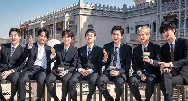 出道多年一直处于顶流的偶像男团exo,不管是以前的12个人还是现在的9