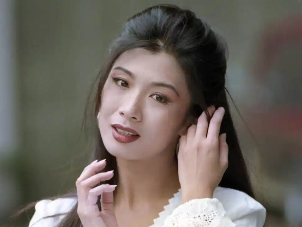 妩媚风情不等于艳俗风骚,让这8位女星告诉你啥叫"媚骨天成"