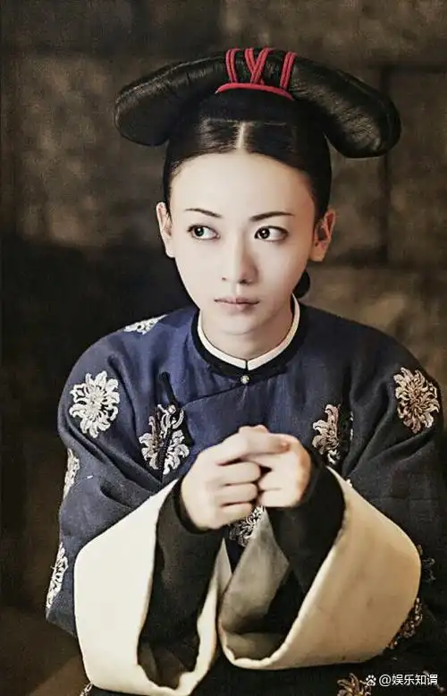 古装戏的戏服梳妆,有些非常奇特古怪,十分辣眼