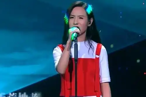 我们的乐队刘文君:摇滚萌新,嗓音很反常,这个主唱很有实力奥!