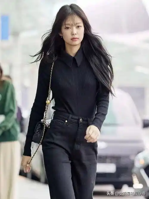 杨幂"黑色系"穿搭好高级!