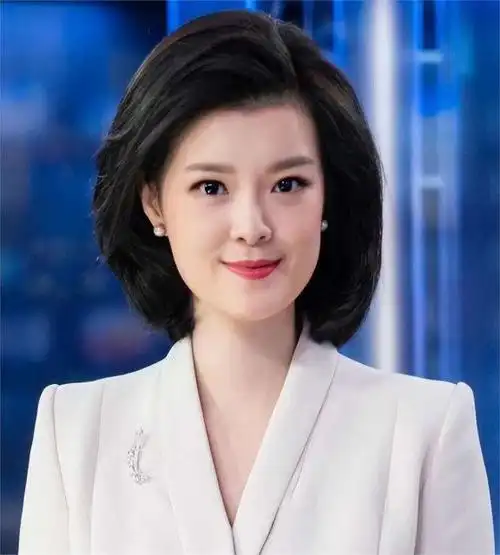 9个美女主持人,是央视各频道的当家花旦,六公主却是最漂亮的