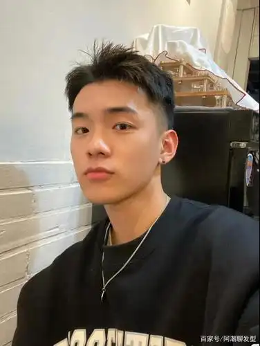 2021年最新男生发型盘点,理发师建议留这4款,超帅的!