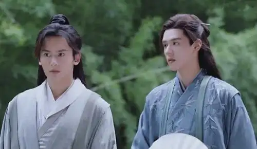 我拿周子舒和温客行的剧照问我80 的外婆哪个更帅一点