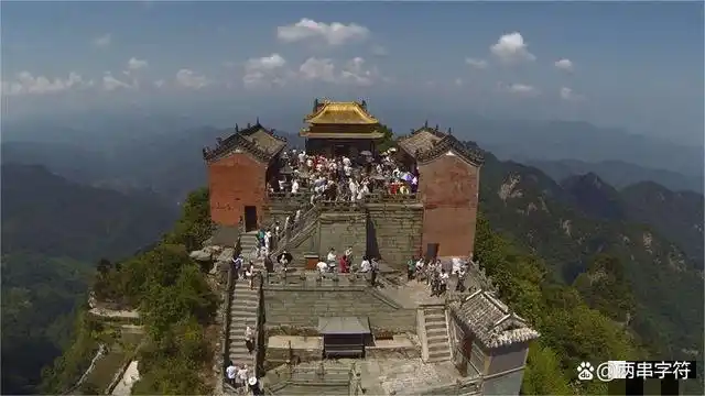 武当山千古之谜-百年雷火冶炼金殿 专家修缮后反而消失不见