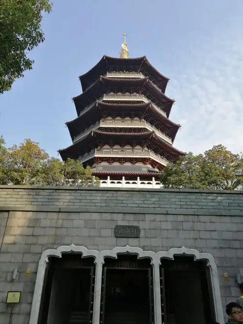 杭州西湖雷峰塔掠影