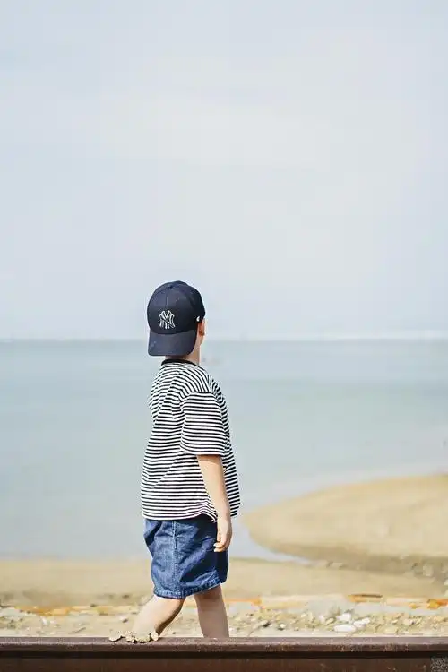 海边男孩|摄影|人像摄影|杯弓 - 原创作品 - 站酷 (zcool)