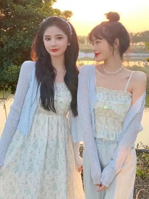 网红不一样闺蜜装裙子姐妹超仙奶甜裙子温柔夏天ins风高级感夏季