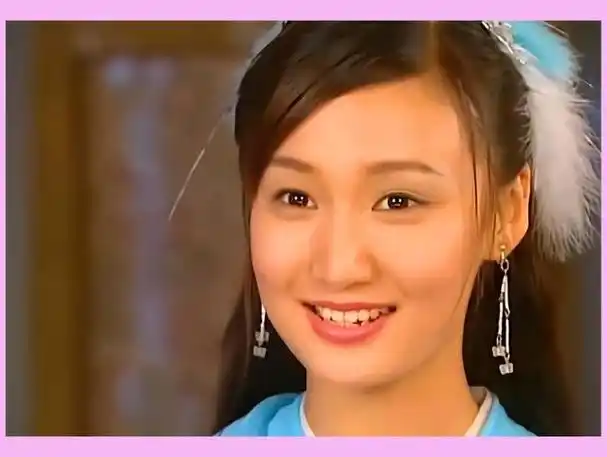 歪瓜裂枣pk美女群,比美瞬间见高低,颜值大战引尴尬