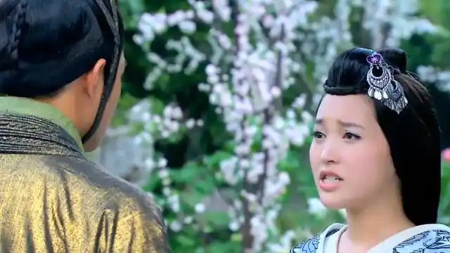 王的女人:海天找到戚喜冰质问,戚喜冰还在说谎