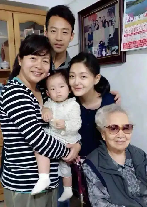 原创笑不活了汪小菲破防大闹大s豪宅状态堪忧网友喊王思聪治他