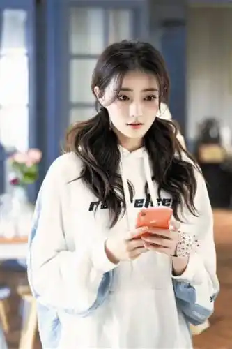 徐璐闪光少女碰撞新火花