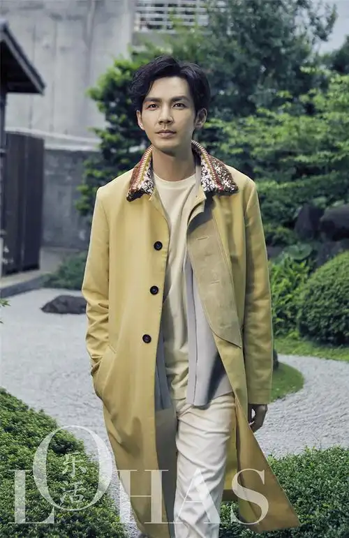 钟汉良封面写真曝光传递乐活态度