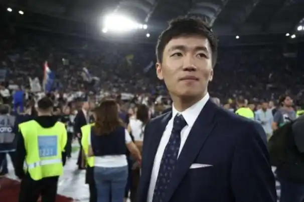 同样是富二代,苏宁公子张康阳投资特斯拉,25岁收购国际米兰