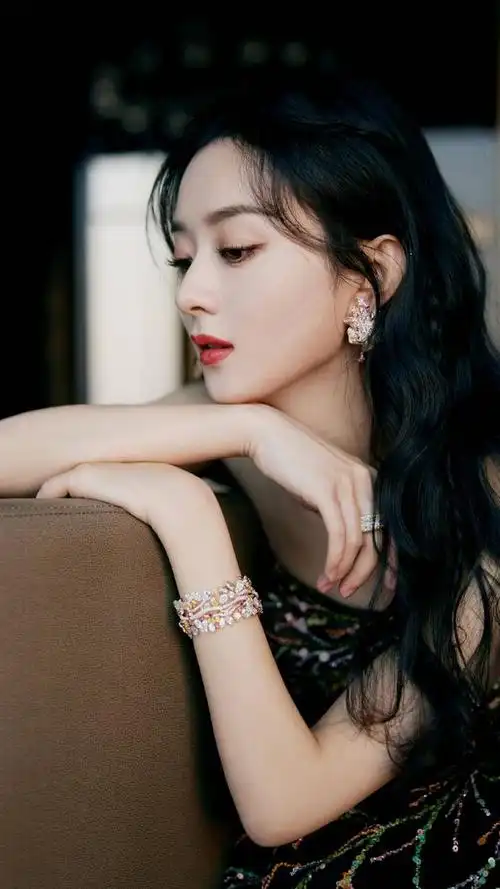 演员赵丽颖,写真照