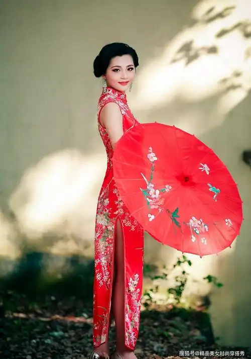 典雅中国风旗袍值得你拥有