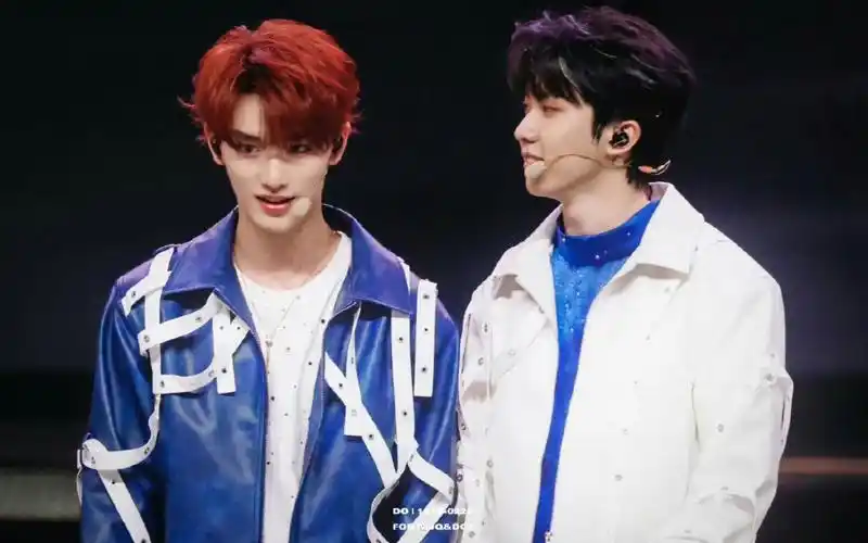 丁程鑫×马嘉祺:星辰相伴,青春不散